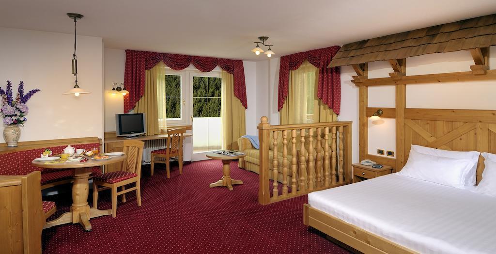 Hotel La Perla Canazei Rom bilde